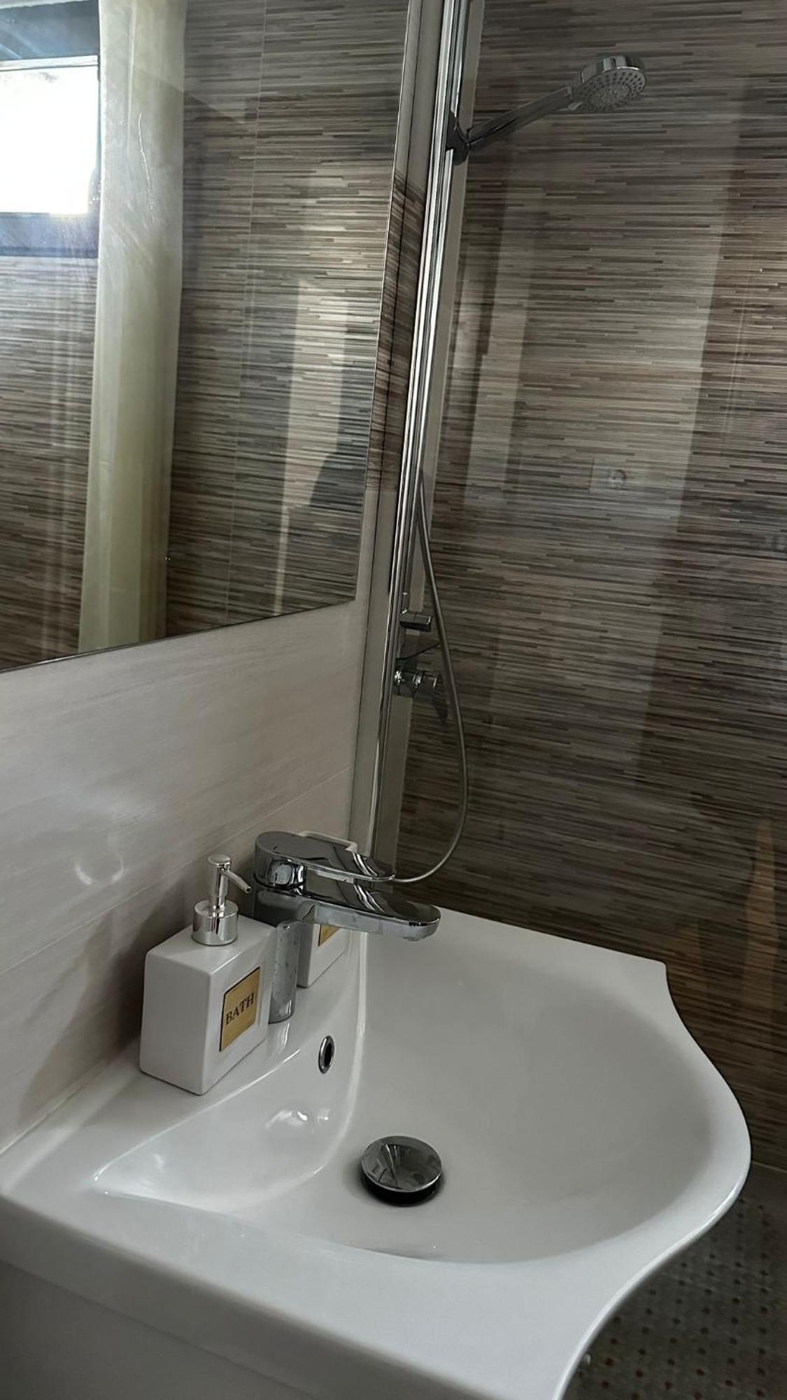 Sofiart Apartment Bükreş Dış mekan fotoğraf